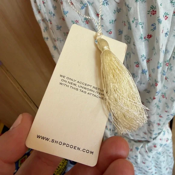 Doên Floral Ruffle Strap dress - Picture 5 of 9